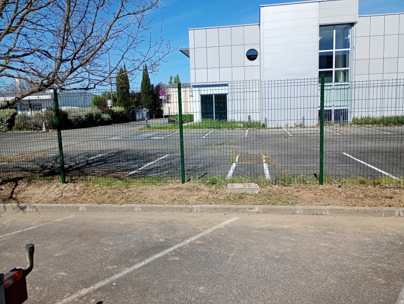 Pose d'un grillage rigide secteur Thibault.